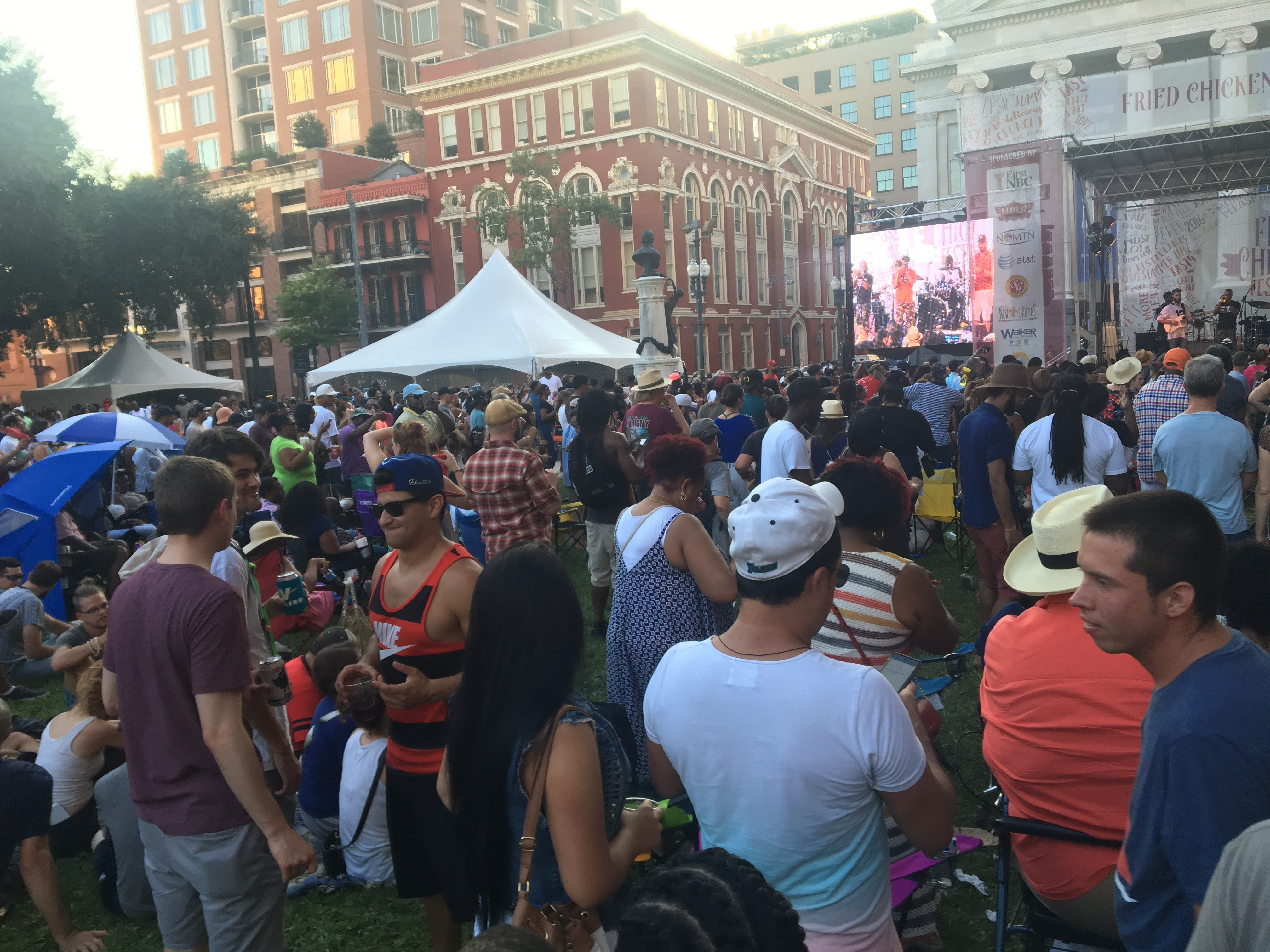 Fried Chicken Festival
 Food fest news Fried Chicken Festival Hot Diggity Dog