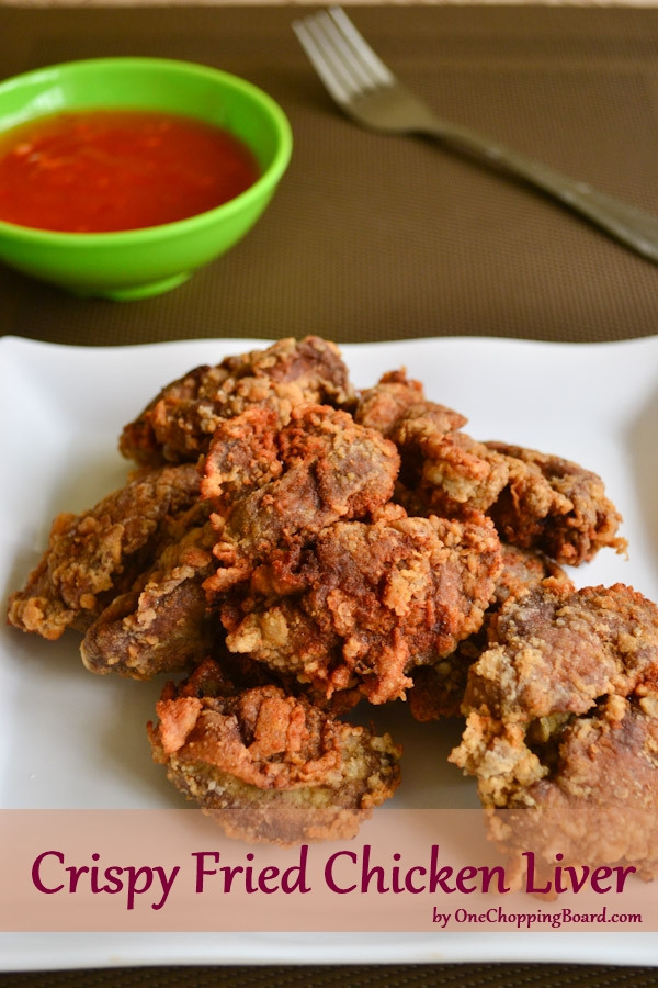 Fried Chicken Liver
 Crispy Fried Chicken Liver e Chopping Board