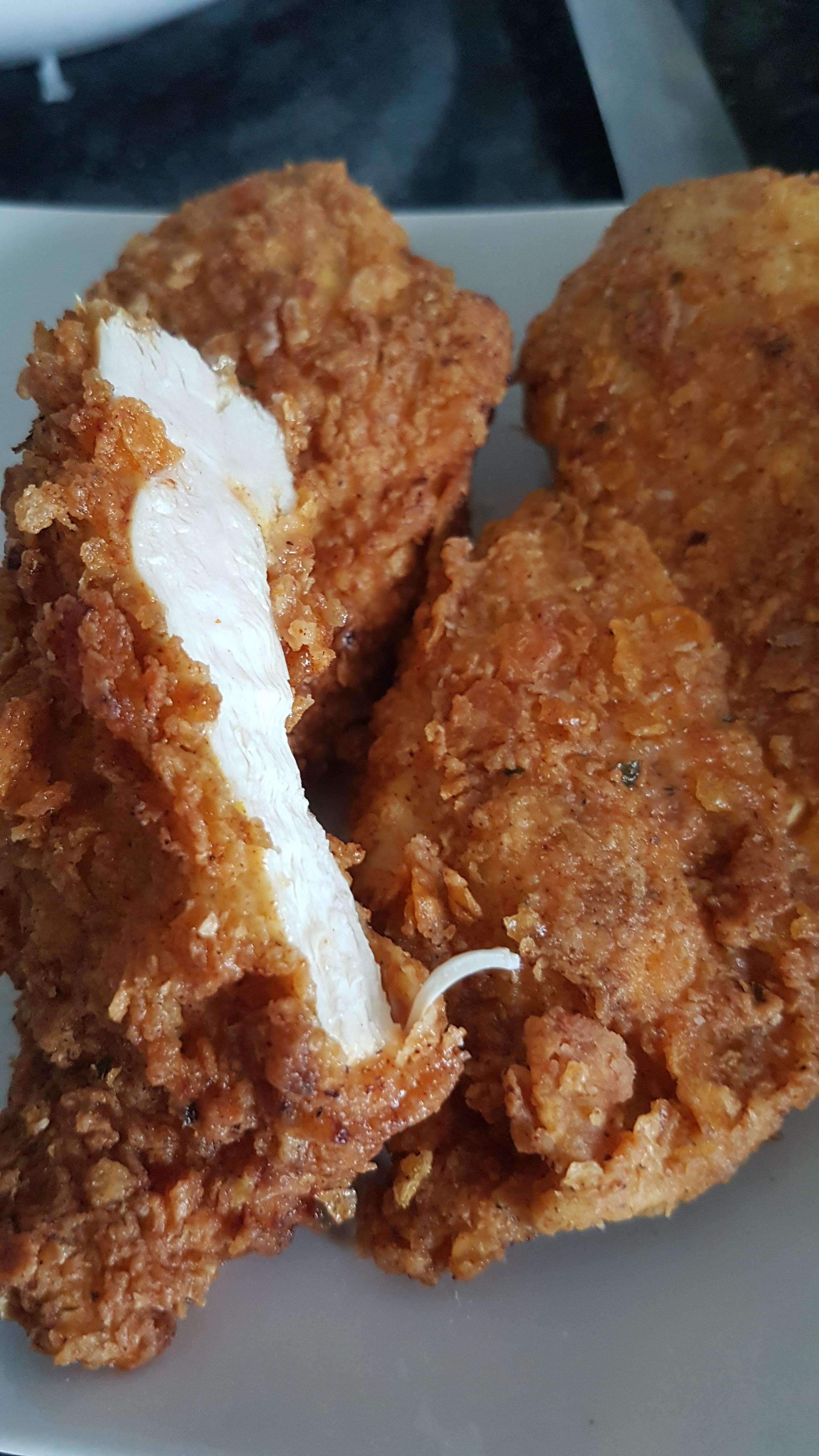 Fried Chicken Marinade
 [Homemade] Fried chicken marinated in buttermilk for 24h