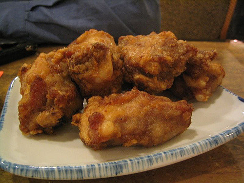 Fried Pork Ribs
 deep fried pork ribs with garlic