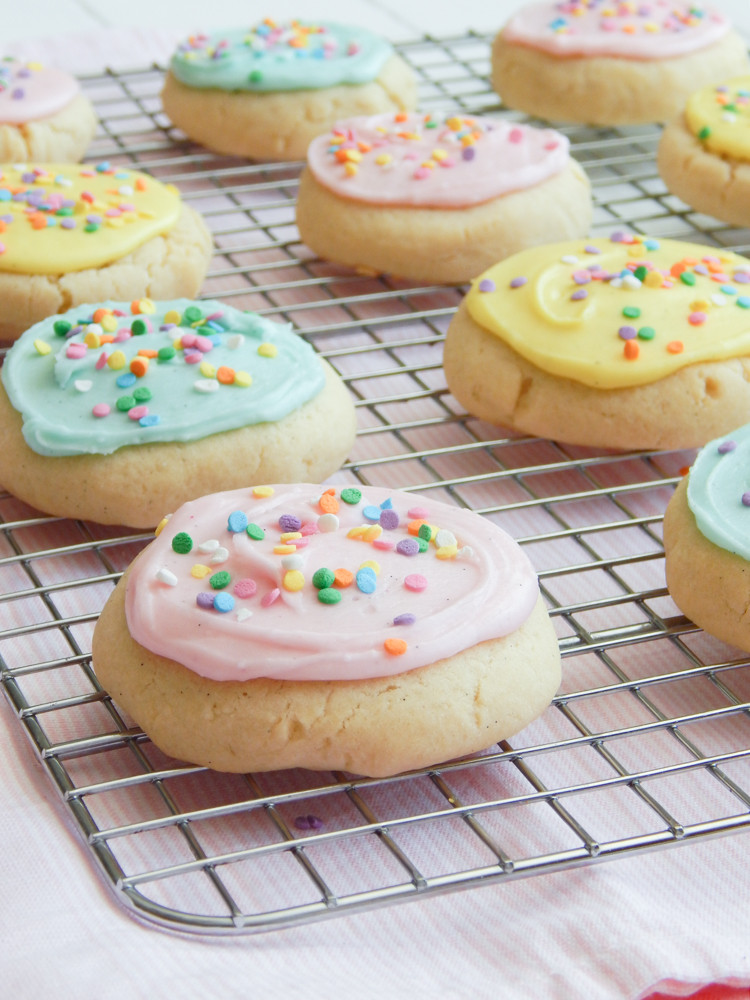 Frosting For Sugar Cookies
 Soft Sugar Cookies with Vanilla Icing the dessert chronicles