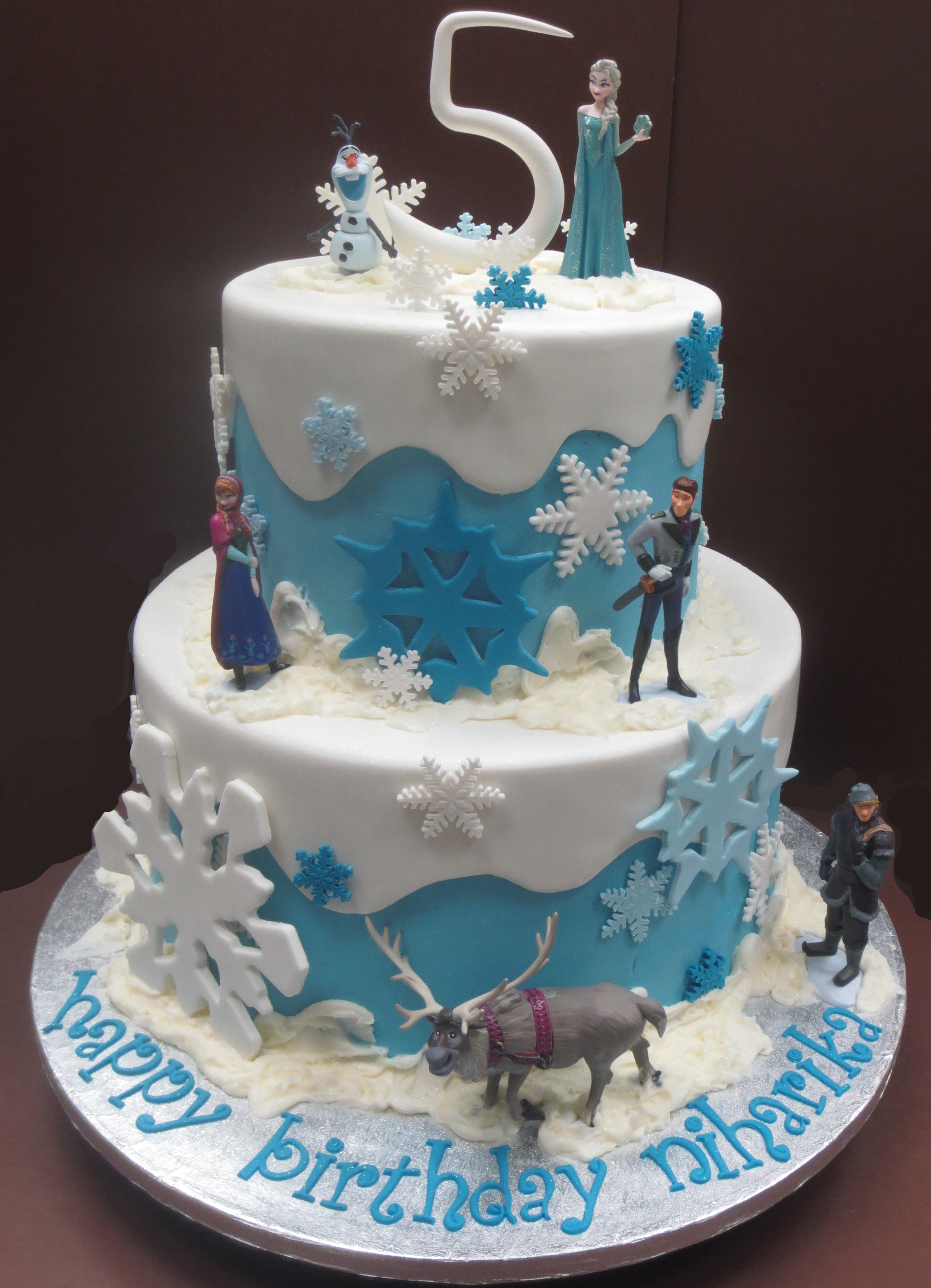 Frozen Birthday Cake
 August 2014