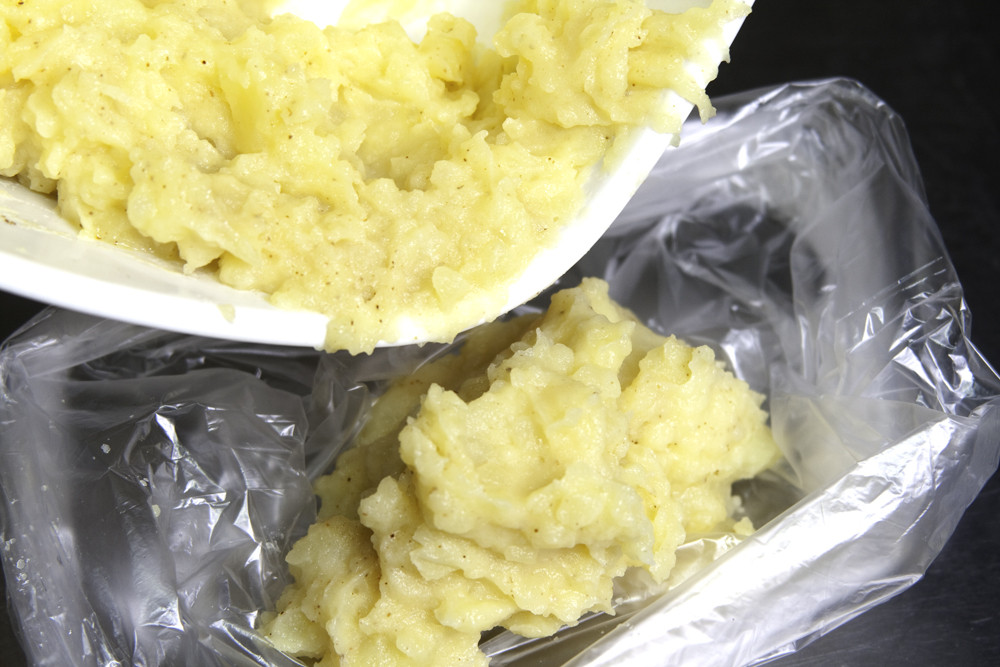 Frozen Mashed Potatoes
 How to Freeze Mashed Potatoes 6 Steps wikiHow