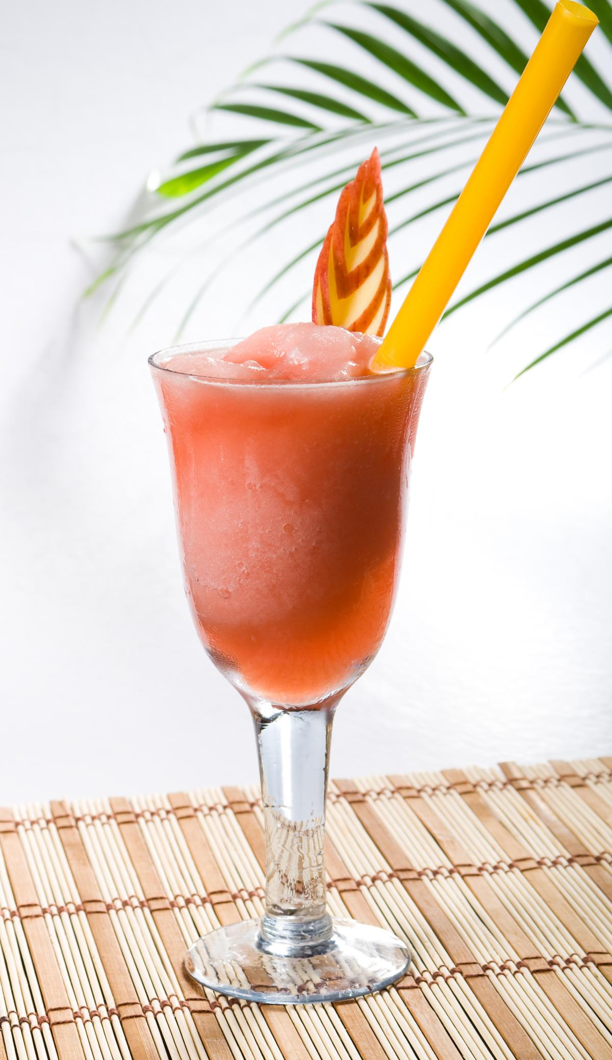 Frozen Rum Drinks
 Entice Your Senses With These 13 Delightful Frozen Rum Drinks