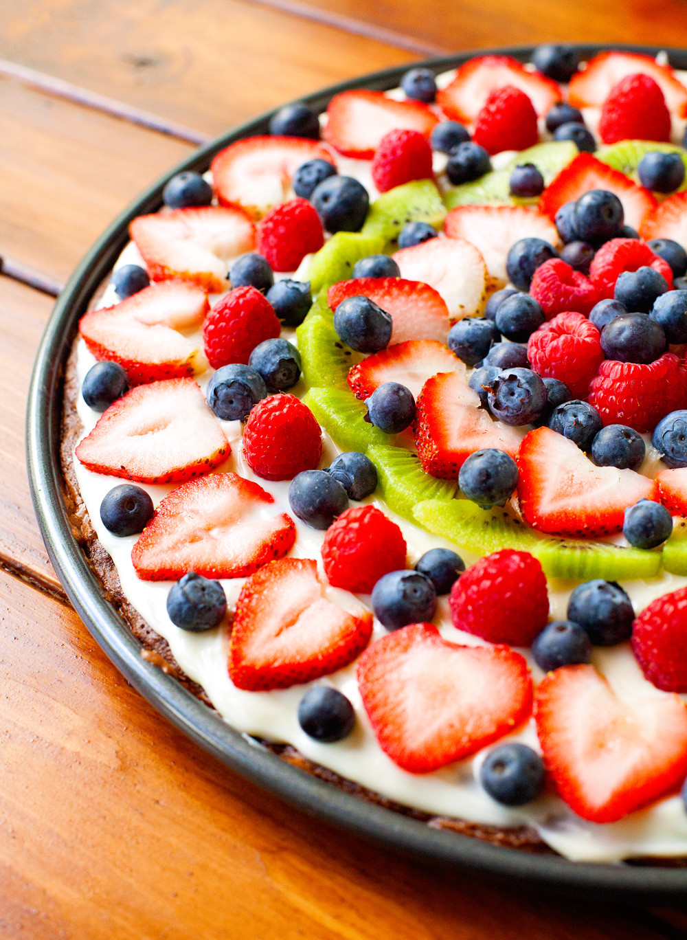 Fruit Dessert Pizza
 fruit dessert pizza