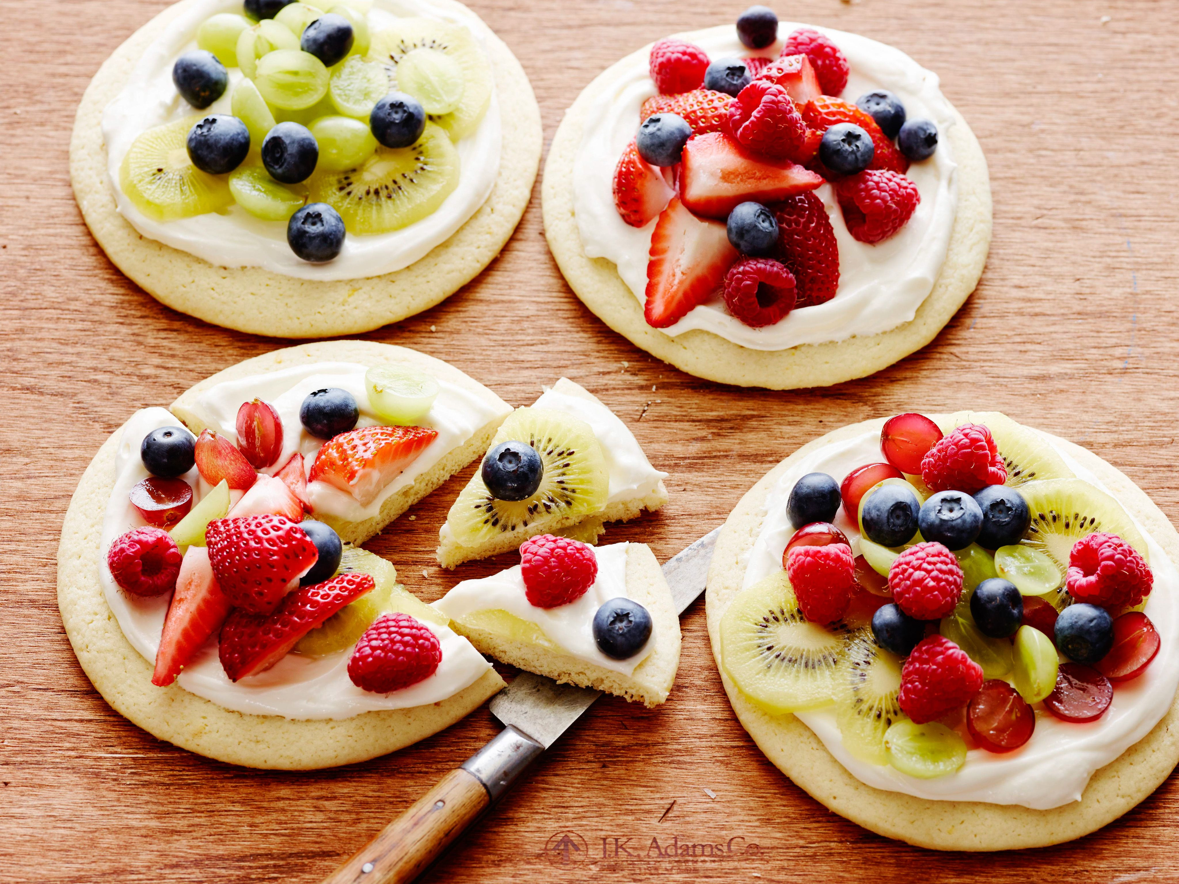 Fruit Dessert Pizza
 Easy Entertaining & Dinner Party Recipes