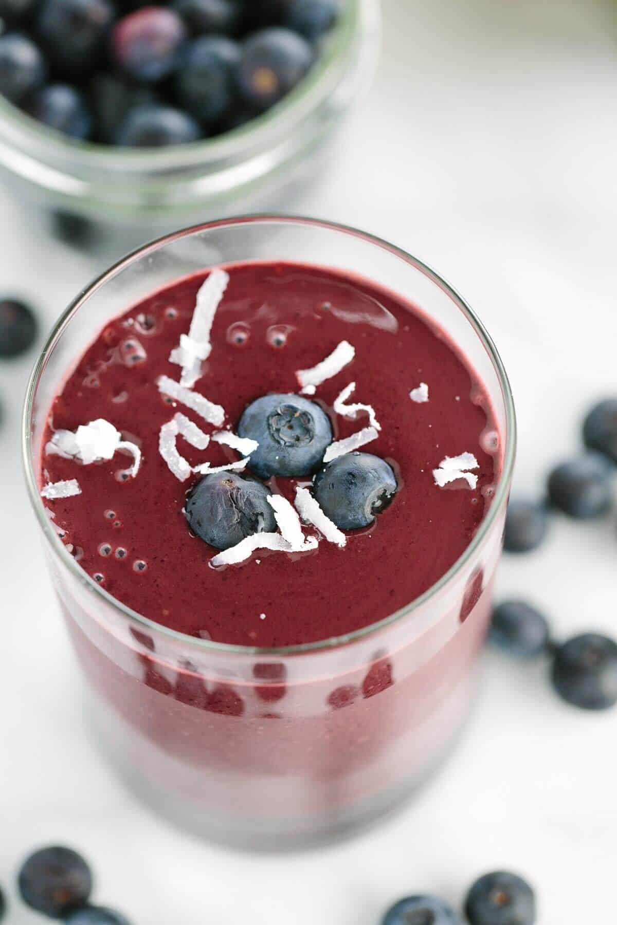 Fruit Smoothie Recipes With Yogurt
 5 Minute Healthy Blueberry Yogurt Smoothie Recipe