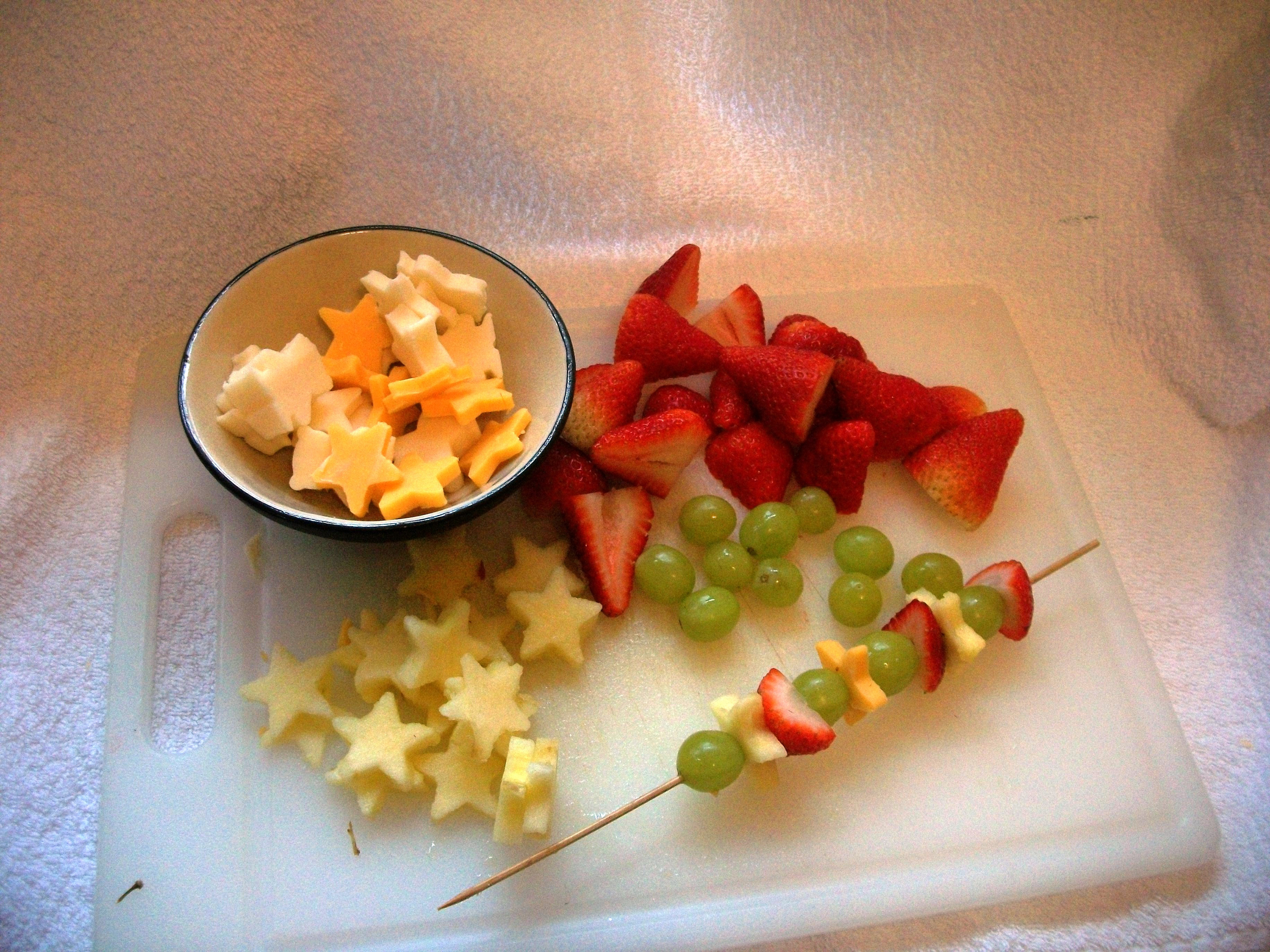 Fruits Snacks Recipes
 Healthy Kid Snack Fruit and Cheese Kebabs
