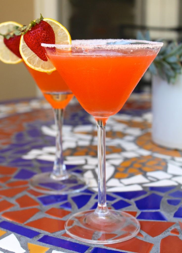 Fruity Mixed Drinks With Vodka
 The 25 best Strawberry martini ideas on Pinterest