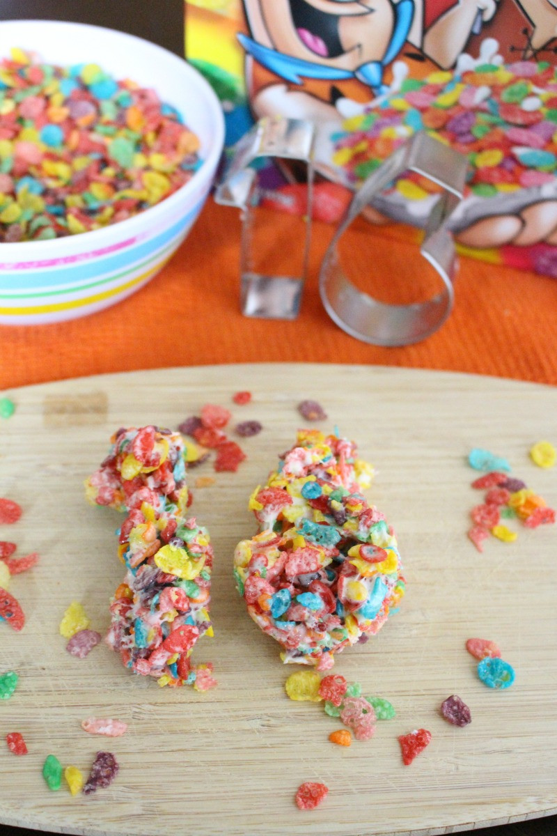 Fruity Pebbles Desserts
 Throw a Kid Friendly New Year s Eve with Fruity Pebbles