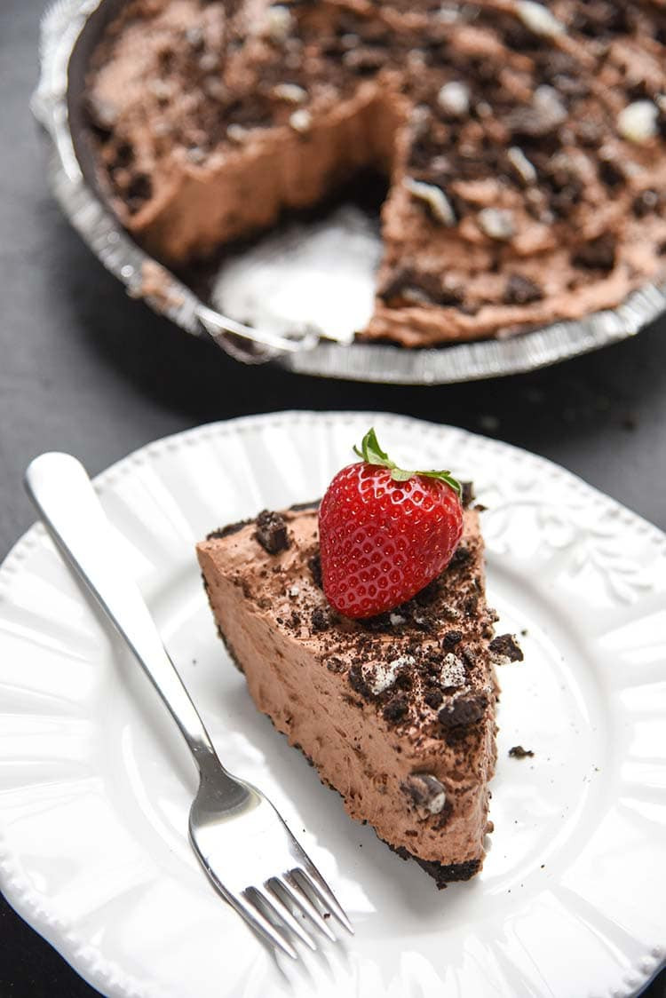 Fun Easy Dessert Recipes
 Chocolate Mousse Pie Courtney s Sweets