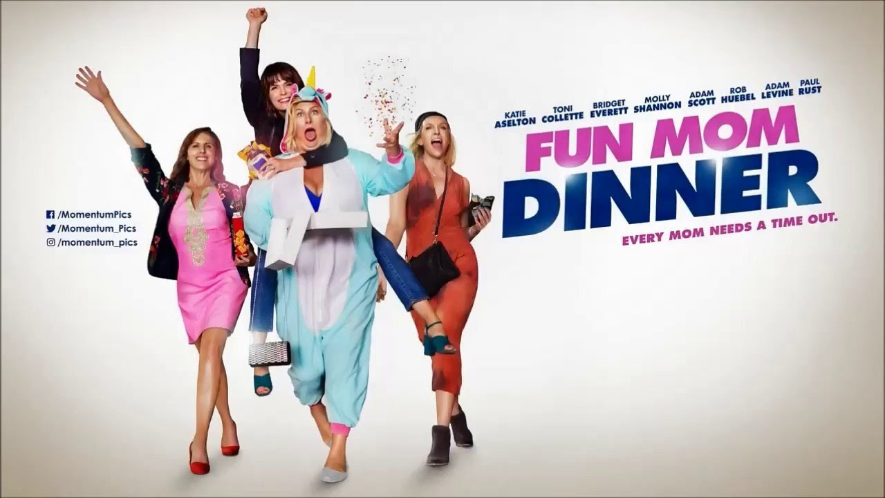 Fun Mom Dinner
 Fun Mom Dinner Soundtrack Tráiler Dosis Media