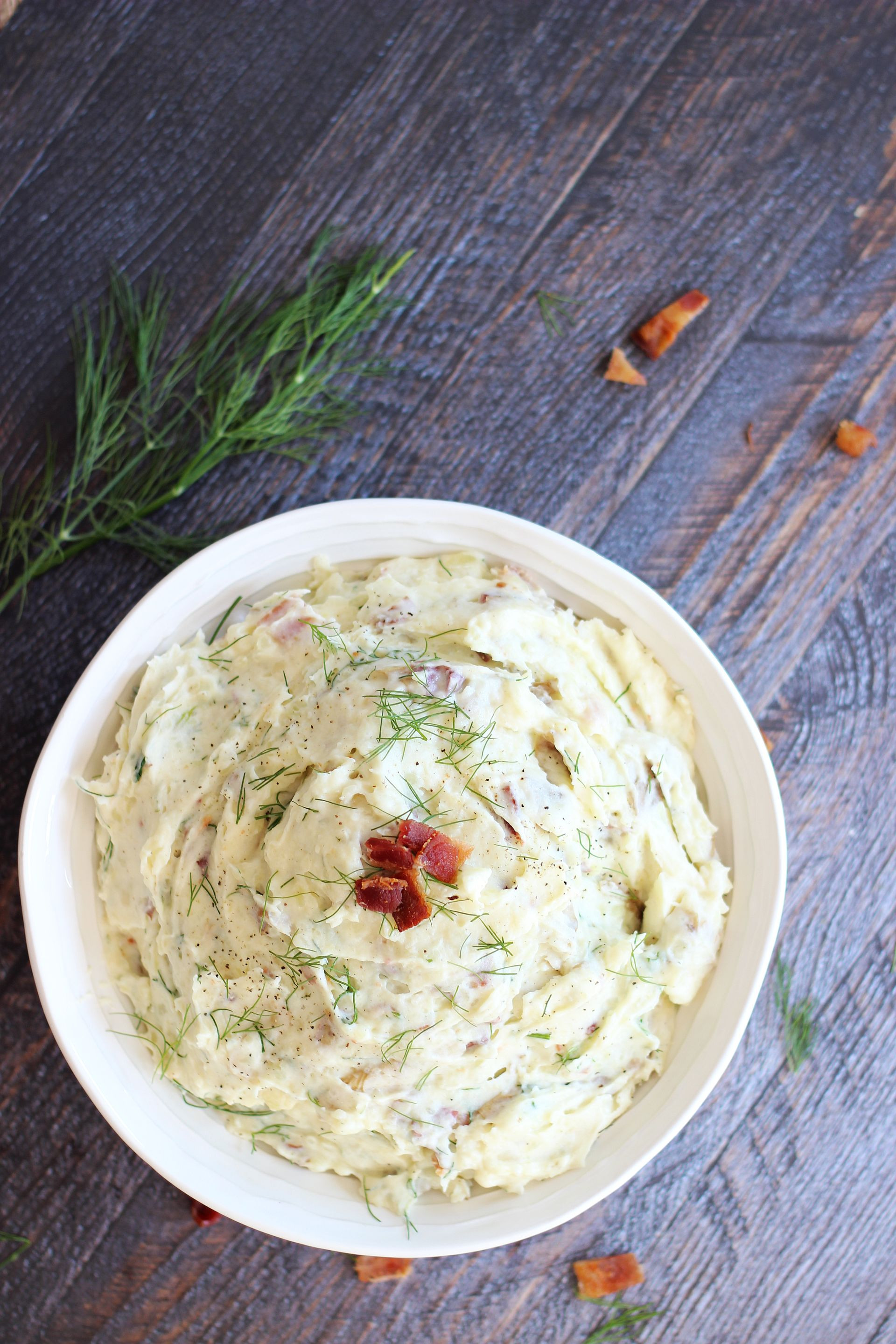 Garlic Mashed Potatoes With Sour Cream
 garlic mashed potatoes with cream cheese and sour cream