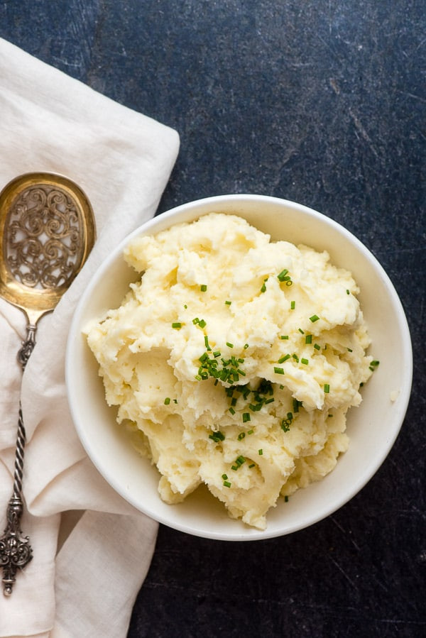 Garlic Mashed Potatoes With Sour Cream
 Instant Pot Mashed Potatoes with Sour Cream and Garlic