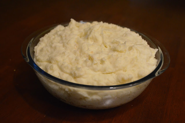 Garlic Mashed Potatoes With Sour Cream
 e Day At A Time From My Kitchen To Yours Garlic Sour