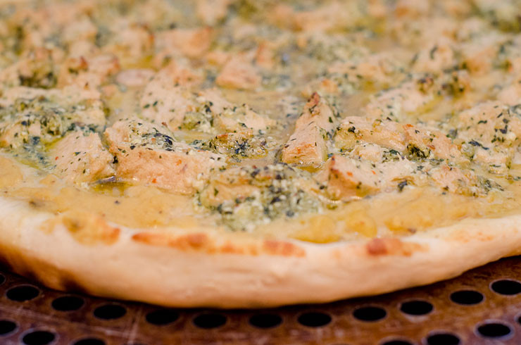 Garlic Sauce For Pizza
 creamy garlic chicken pizza