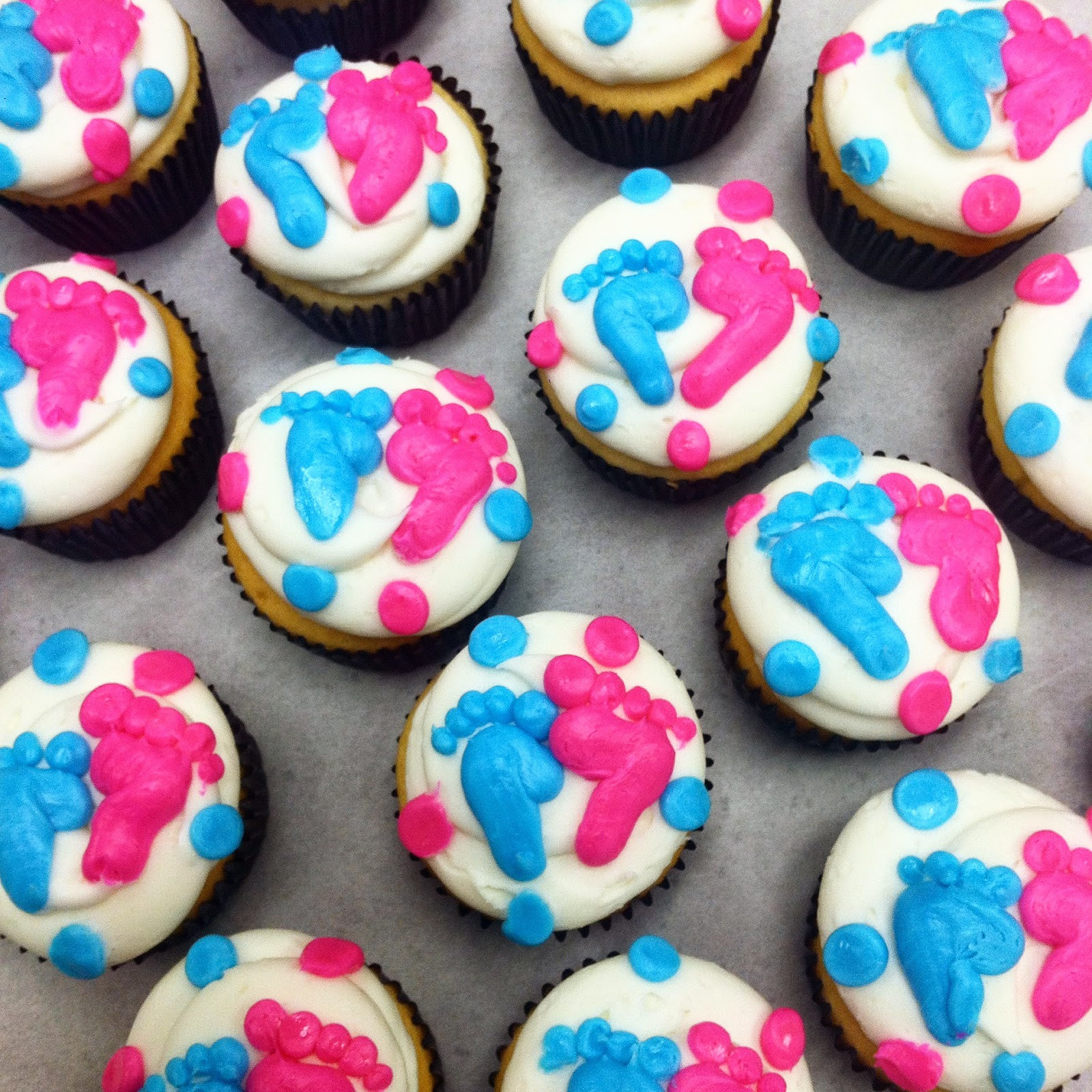 Gender Reveal Cupcakes
 Lola Pearl Bake Shoppe Gender Reveal Cupcakes