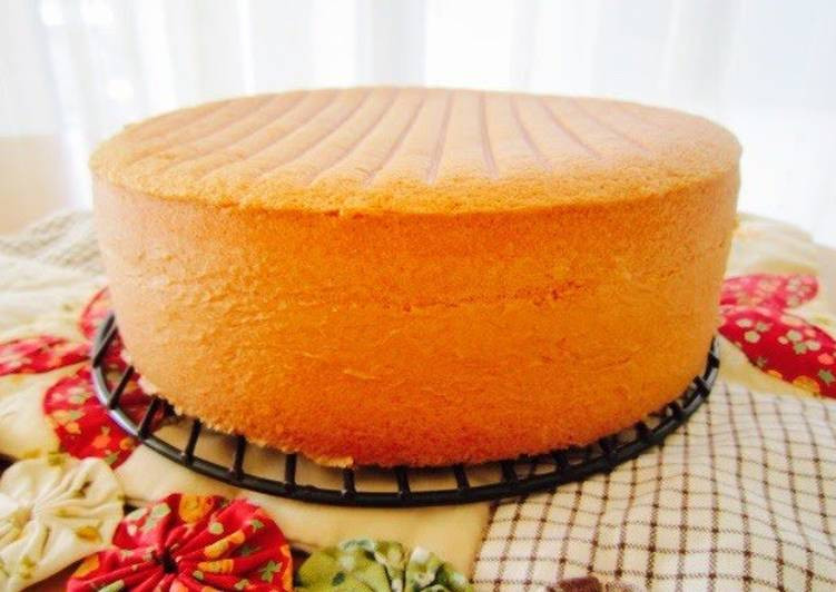 Genoise Sponge Cake
 Fluffy Genoise Sponge Cake Recipe by cookpad japan Cookpad