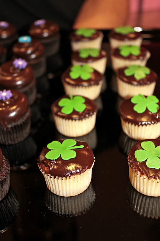 Georgetown Cupcakes Boston
 Nomsense Geor own Cupcakes in Boston