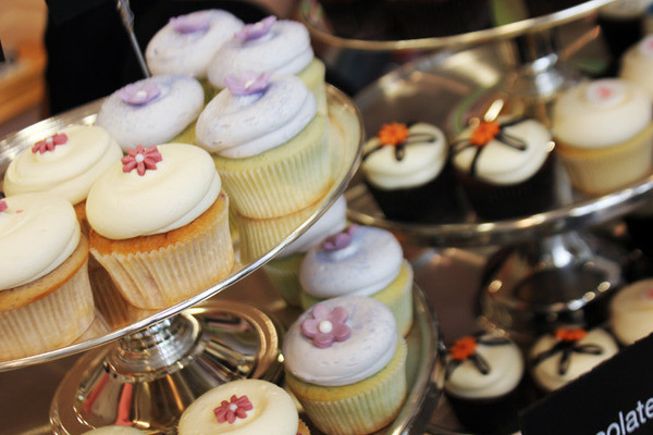 Georgetown Cupcakes Boston
 Geor own Cupcake Makes Its Boston Debut Chow Down