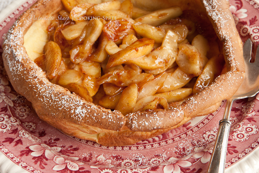 German Apple Pancakes
 German apple pancake