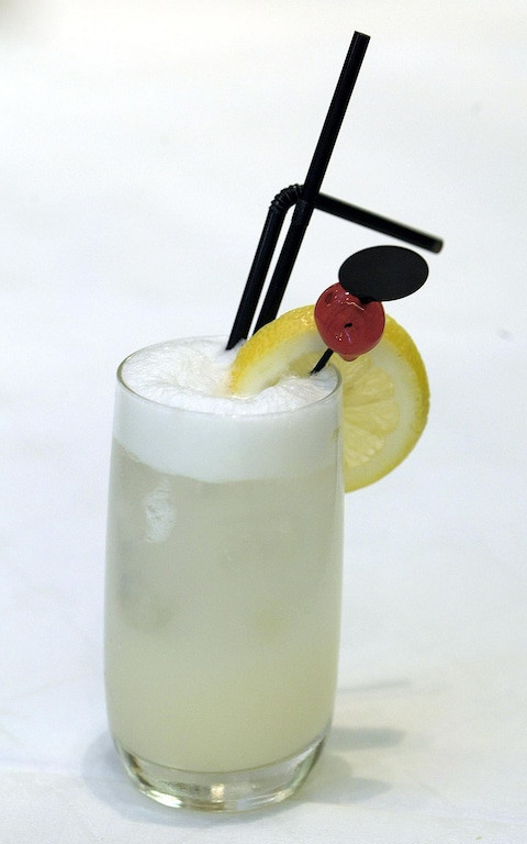Gin Drinks Easy
 10 simple easy gin cocktails