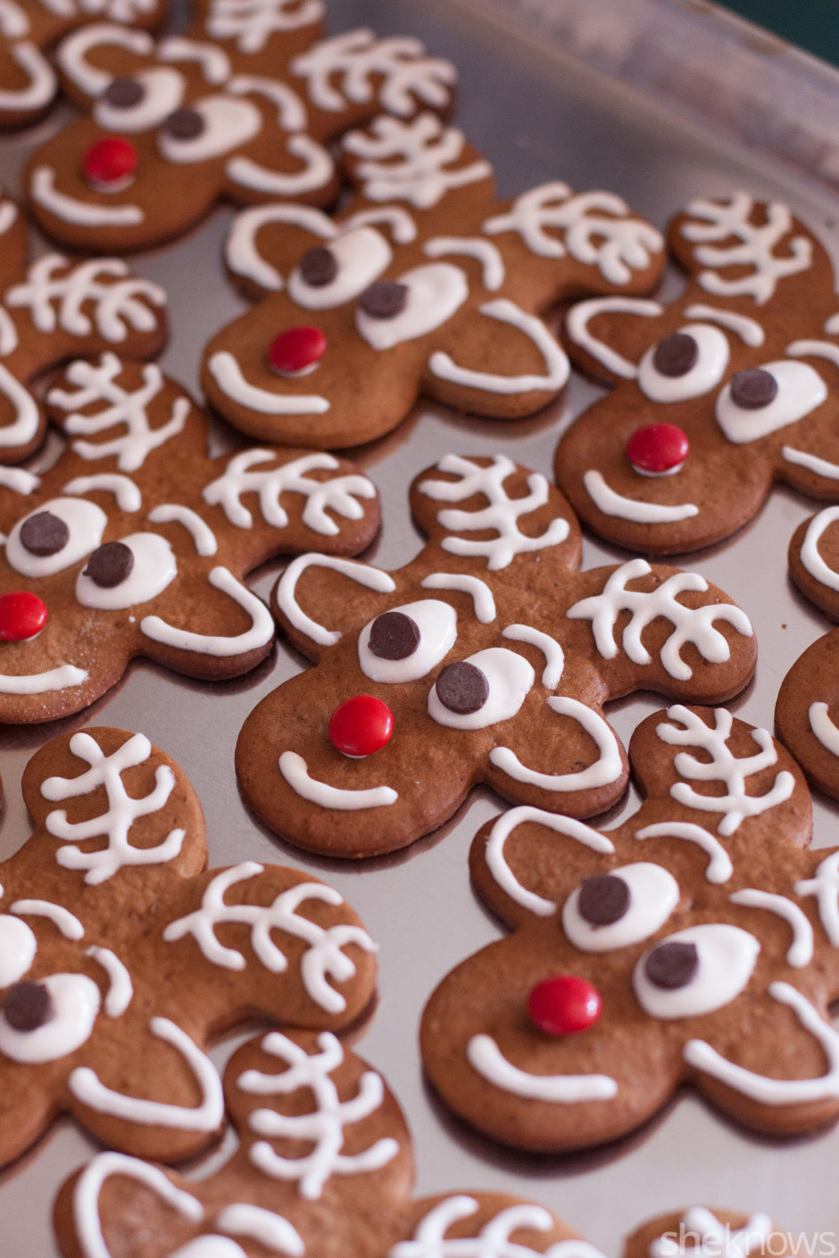 Gingerbread Cookies Recipe
 Gingerbread reindeer cookies are a cute new take on a