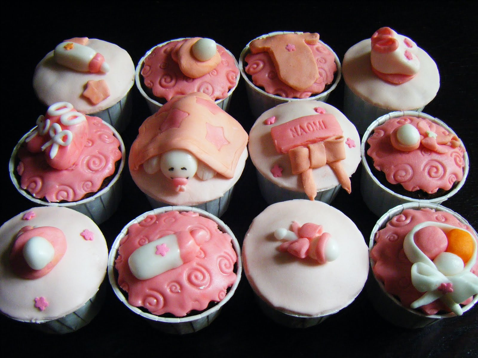 Girl Baby Shower Cupcakes
 70 Baby Shower Cakes and Cupcakes Ideas