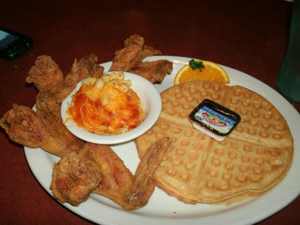 Gladys Knight Chicken And Waffles
 Gladys Knight and Ron Winans’ Chicken and Waffles Atlanta