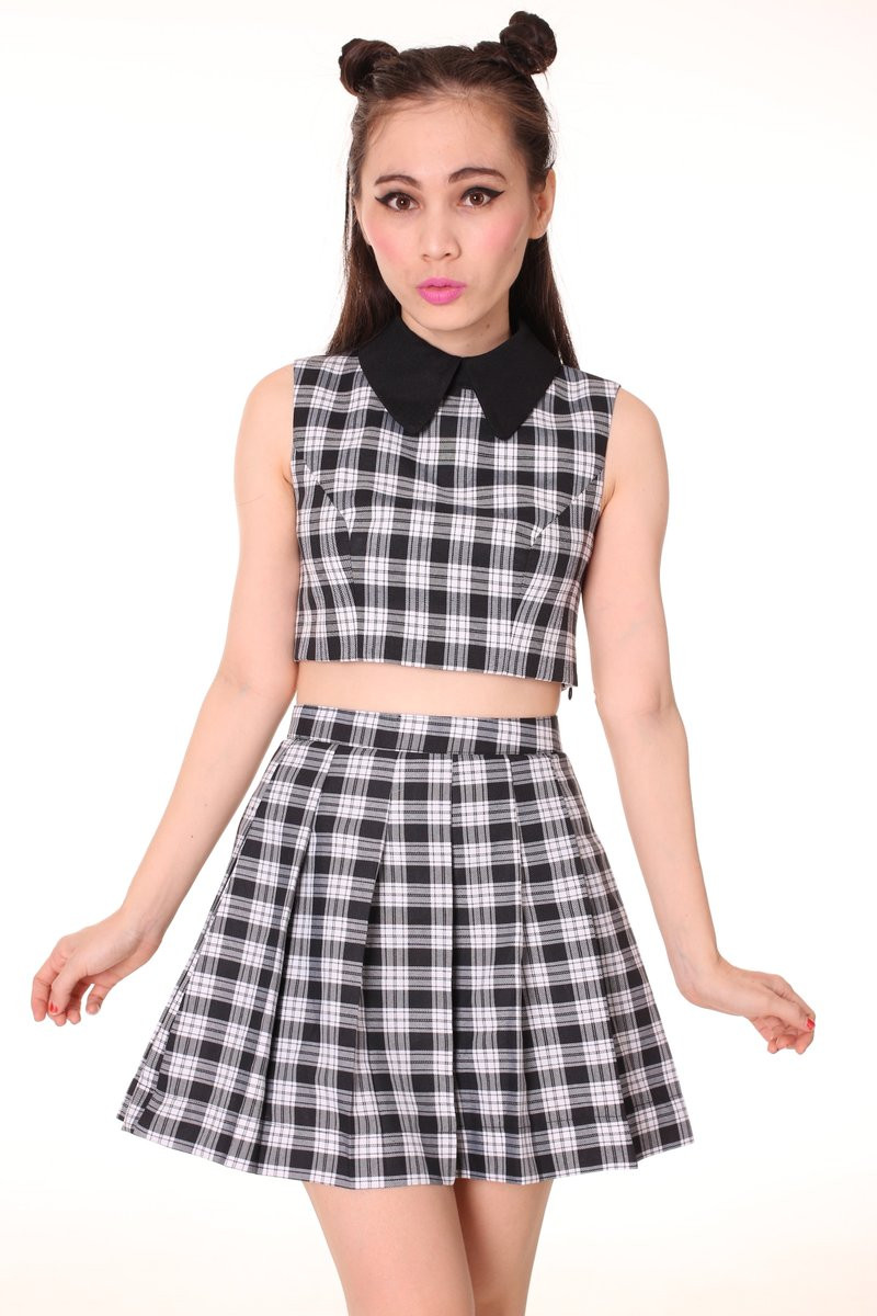 Glitters For Dinner
 Glitters For Dinner — As If Sleeveless Set in Black Checkered