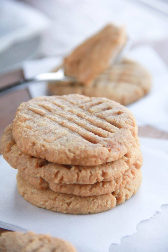 Gluten Free Peanut Butter Cookies
 Gluten Free Peanut Butter Cookies with Almond Flour