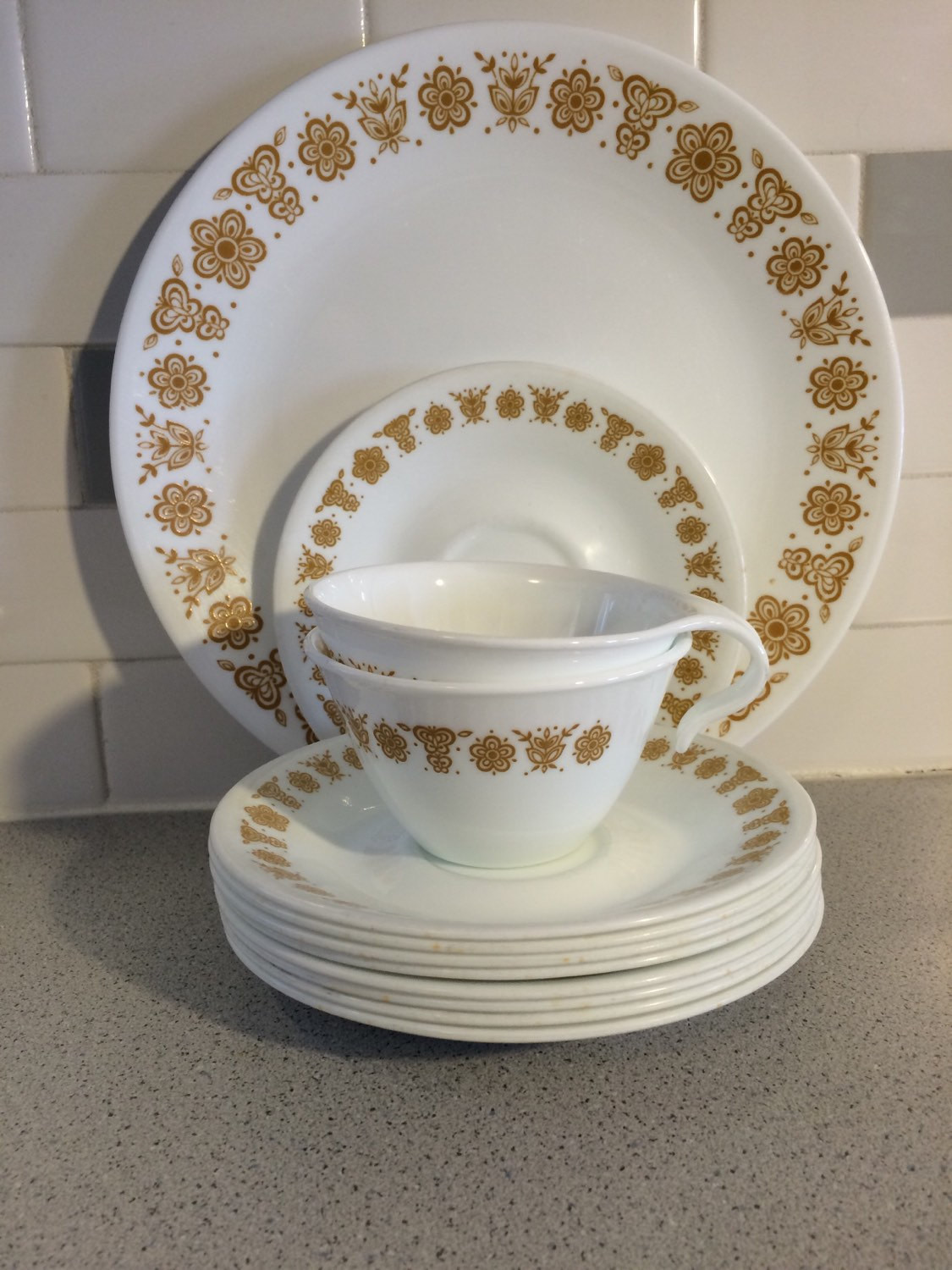 Gold Dinner Ware
 Pyrex Corelle Butterfly Gold Dinnerware