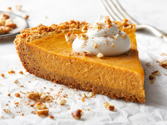 Graham Cracker Crust Pumpkin Pie
 Pumpkin Pie with Graham Cracker Crust