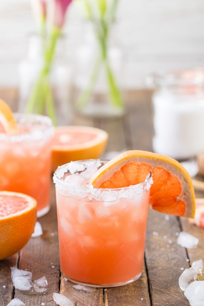 Grapefruit Vodka Drinks
 Grapefruit Salty Dog