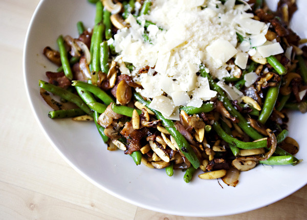 Green Bean Almonds Recipes
 Green Beans Almondine Baked Bree