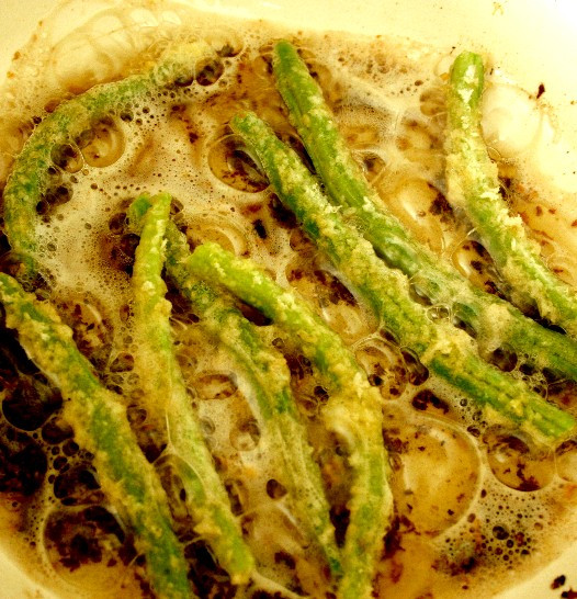 Green Bean Appetizer
 Panko Fried Green Beans with Wasabi Cucumber Ranch Dip