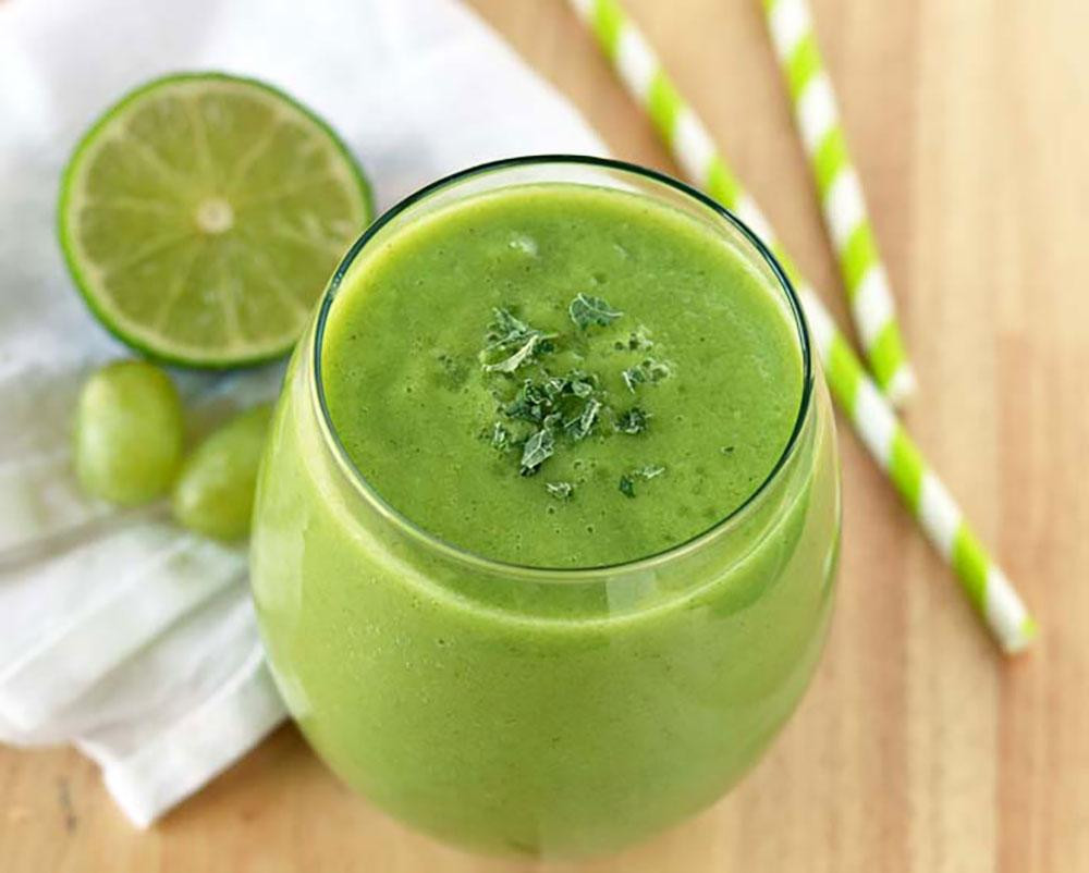 Green Smoothies Recipes
 Glowing Green Smoothie
