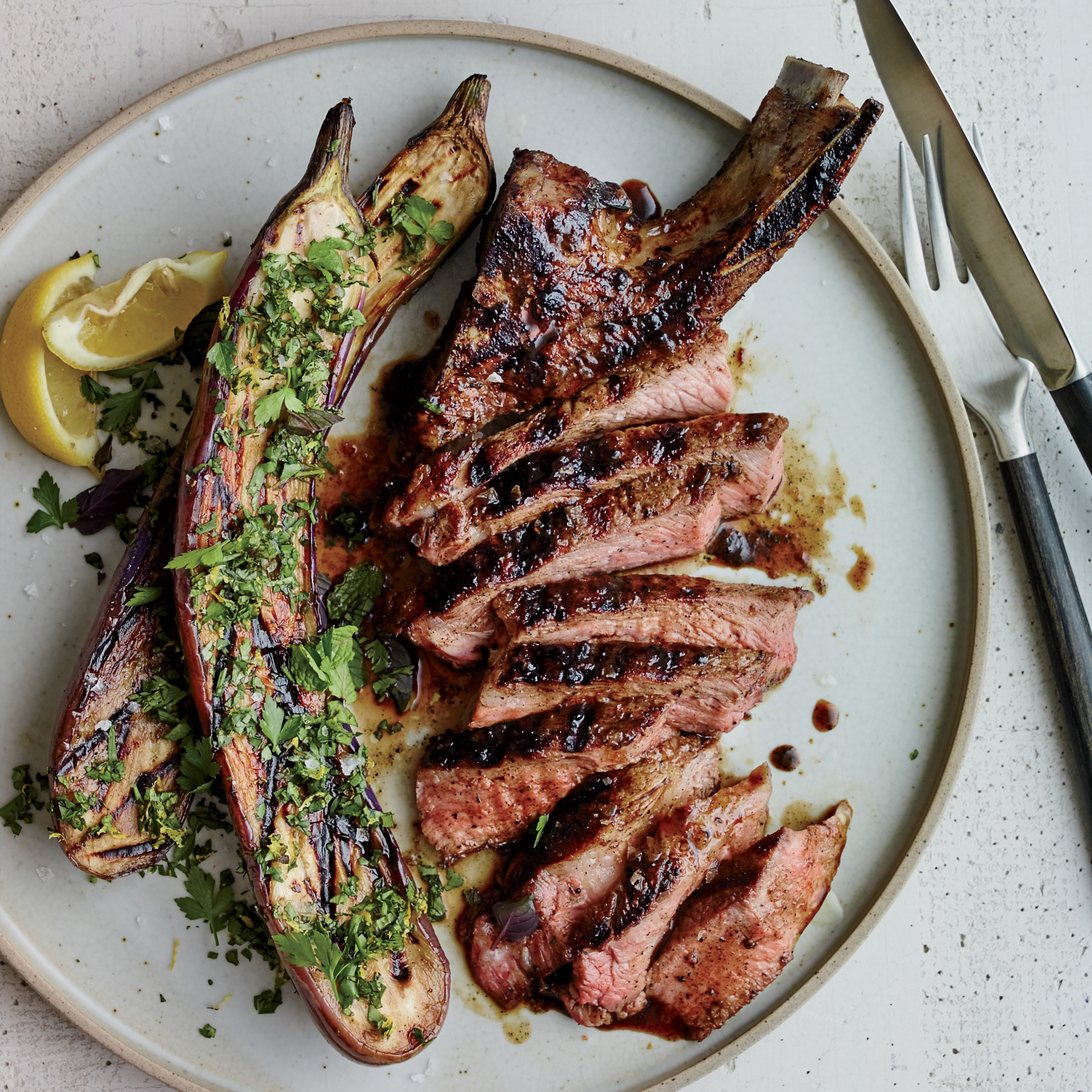 Grill Pork Chops
 Grilled Pork Chops with Malt and Burnt ion Glaze Recipe