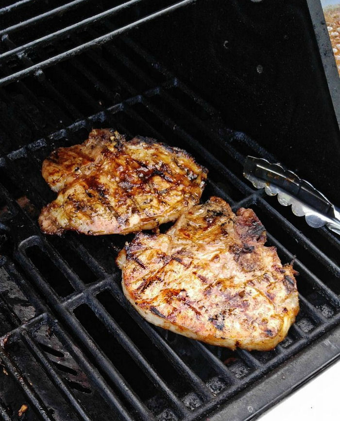 Grill Pork Chops Time
 Paleo Grilled Pork Chops A Summer Time Favorite The