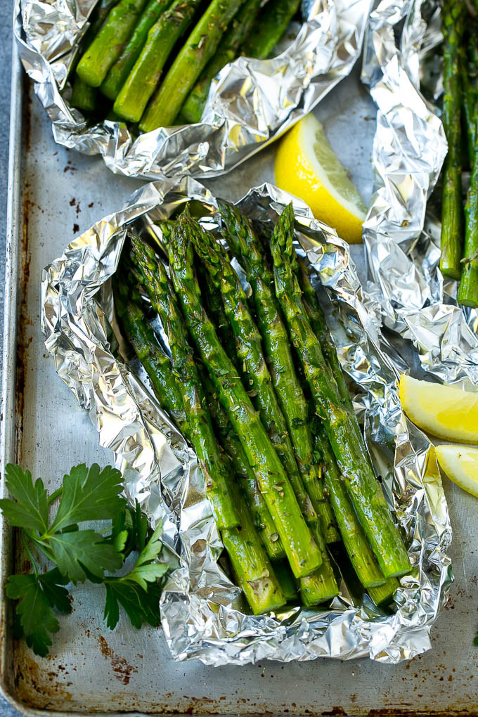Grilled Asparagus In Foil
 Grilled Asparagus in Foil Dinner at the Zoo