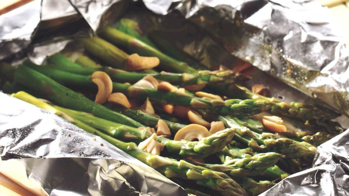 Grilled Asparagus In Foil
 Grilled Cashew Asparagus Packet Life Made Delicious