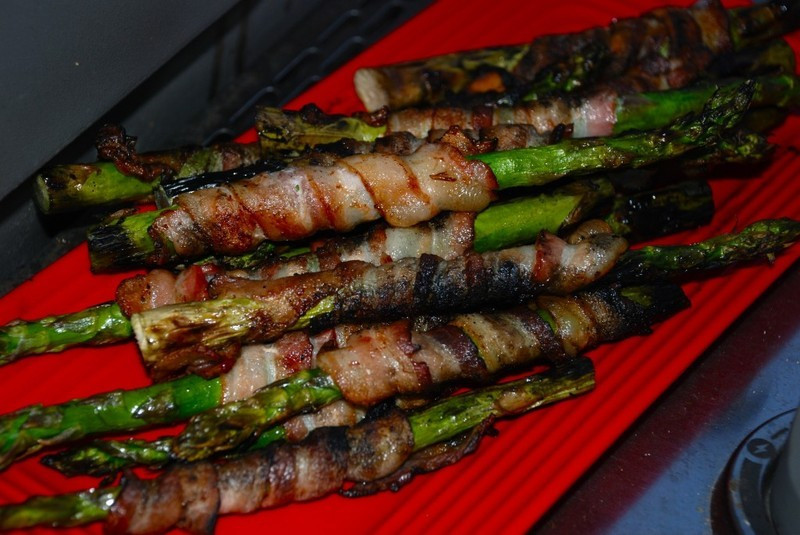 Grilled Bacon Wrapped Asparagus
 Grilled Bacon Wrapped Asparagus Recipe by Robyn CookEat