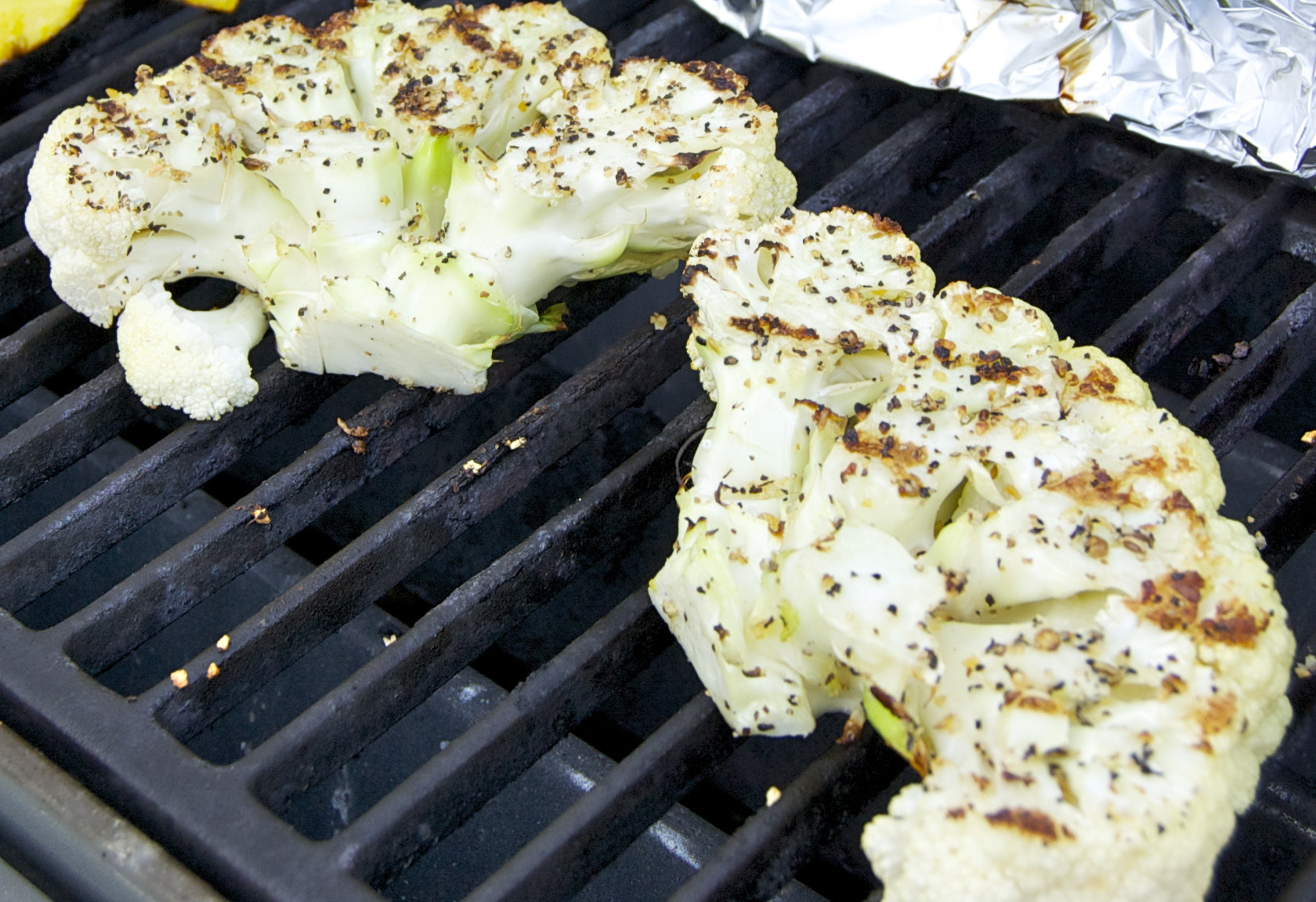 Grilled Cauliflower Steaks
 ©Recipes Hubs