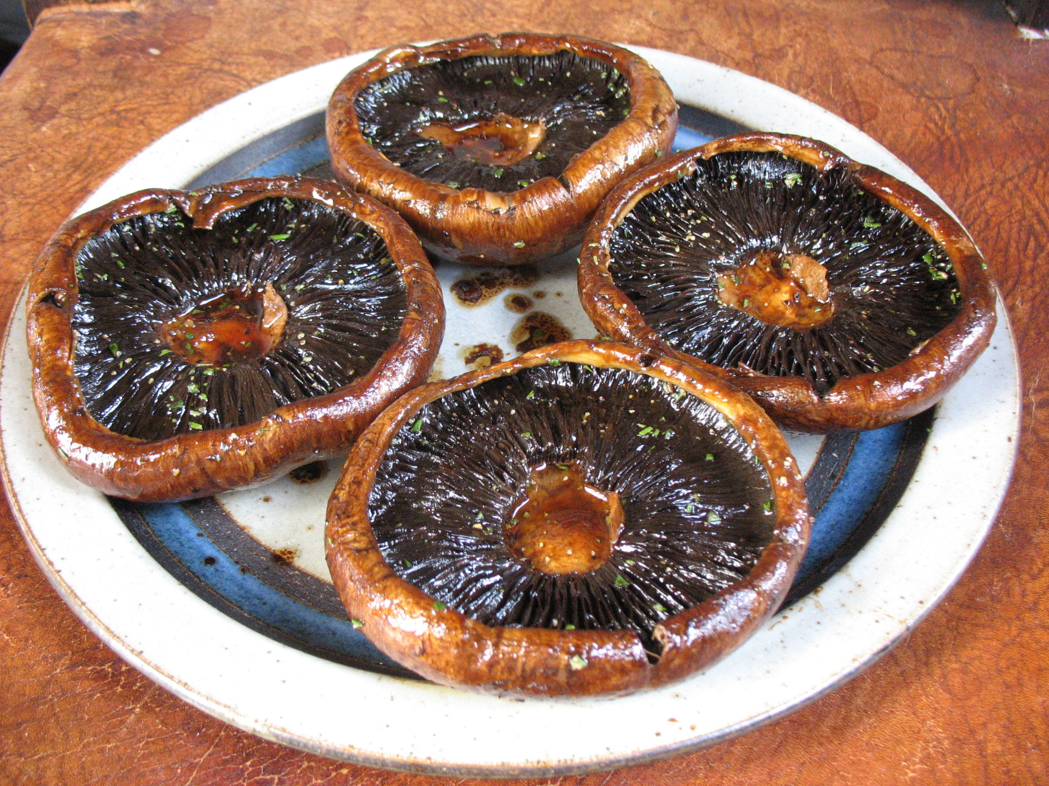 Grilled Portobello Mushrooms
 Grilled Portobello Mushrooms with Fontina Melt