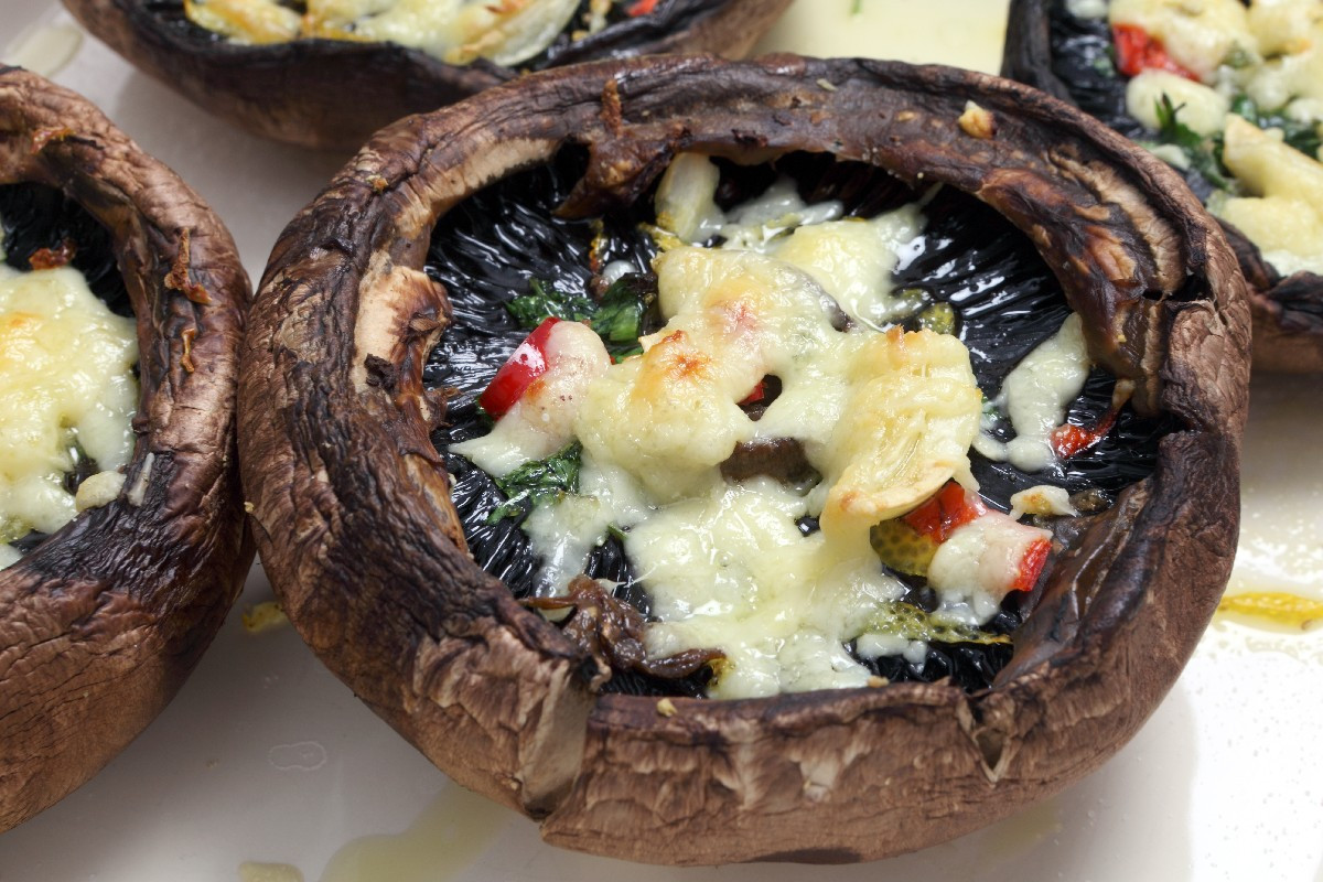 Grilled Portobello Mushrooms
 19 Simple Grilled Ve able Recipes