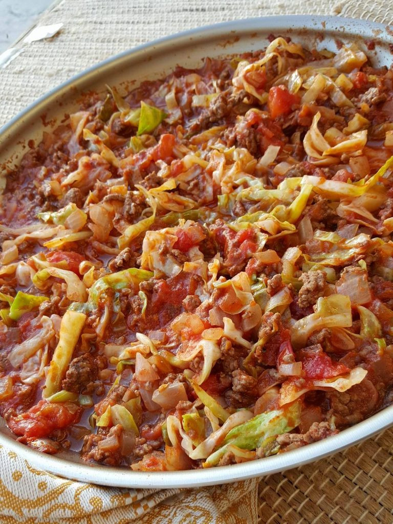 Ground Beef Cabbage
 cabbage and ground beef skillet