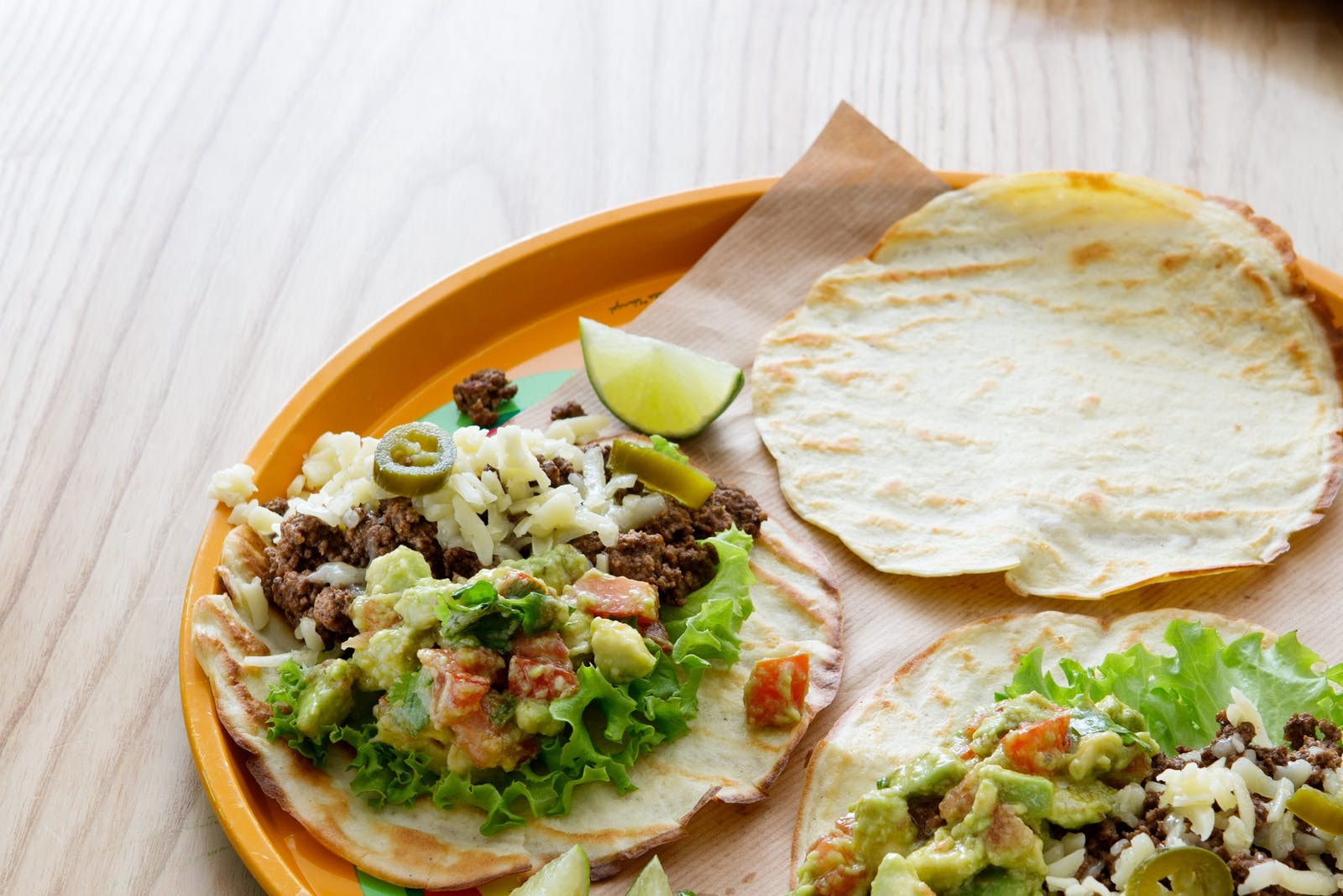 Ground Beef Keto
 Keto Tortilla with Ground Beef and Salsa a Tex Mex