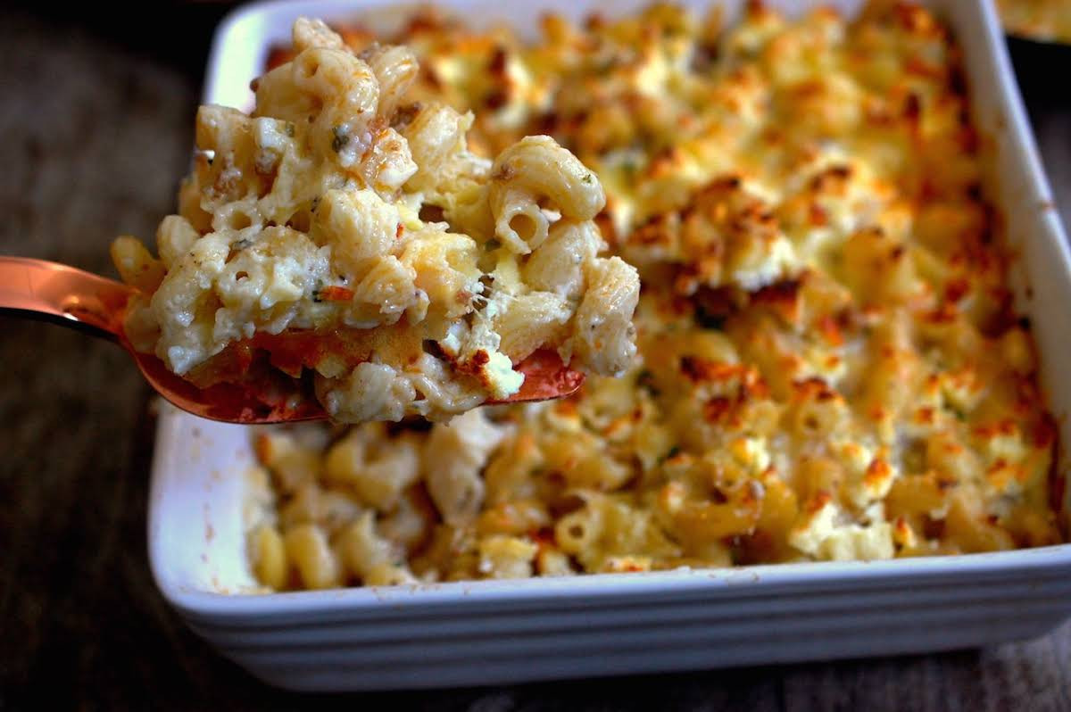 Ground Beef Mac And Cheese
 10 Best Baked Macaroni and Cheese with Ground Beef Recipes