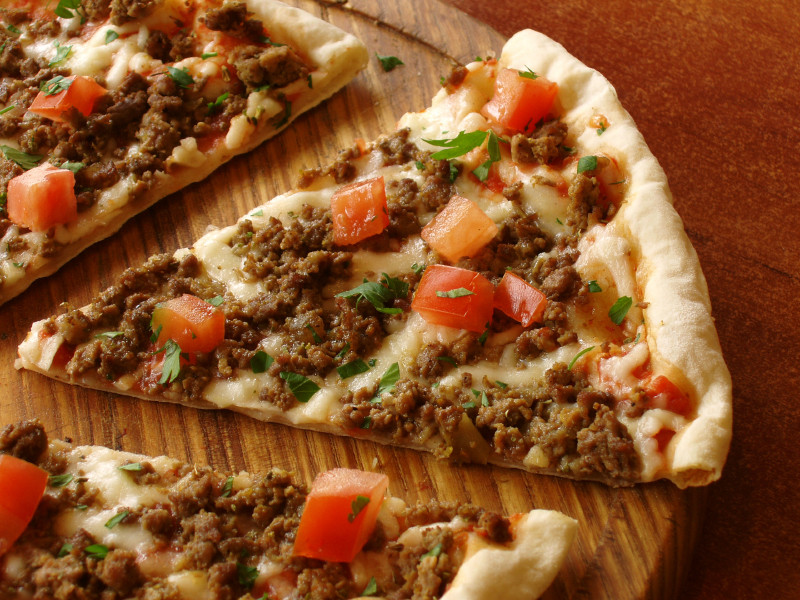 Ground Beef Pizza
 Italian beef pizza