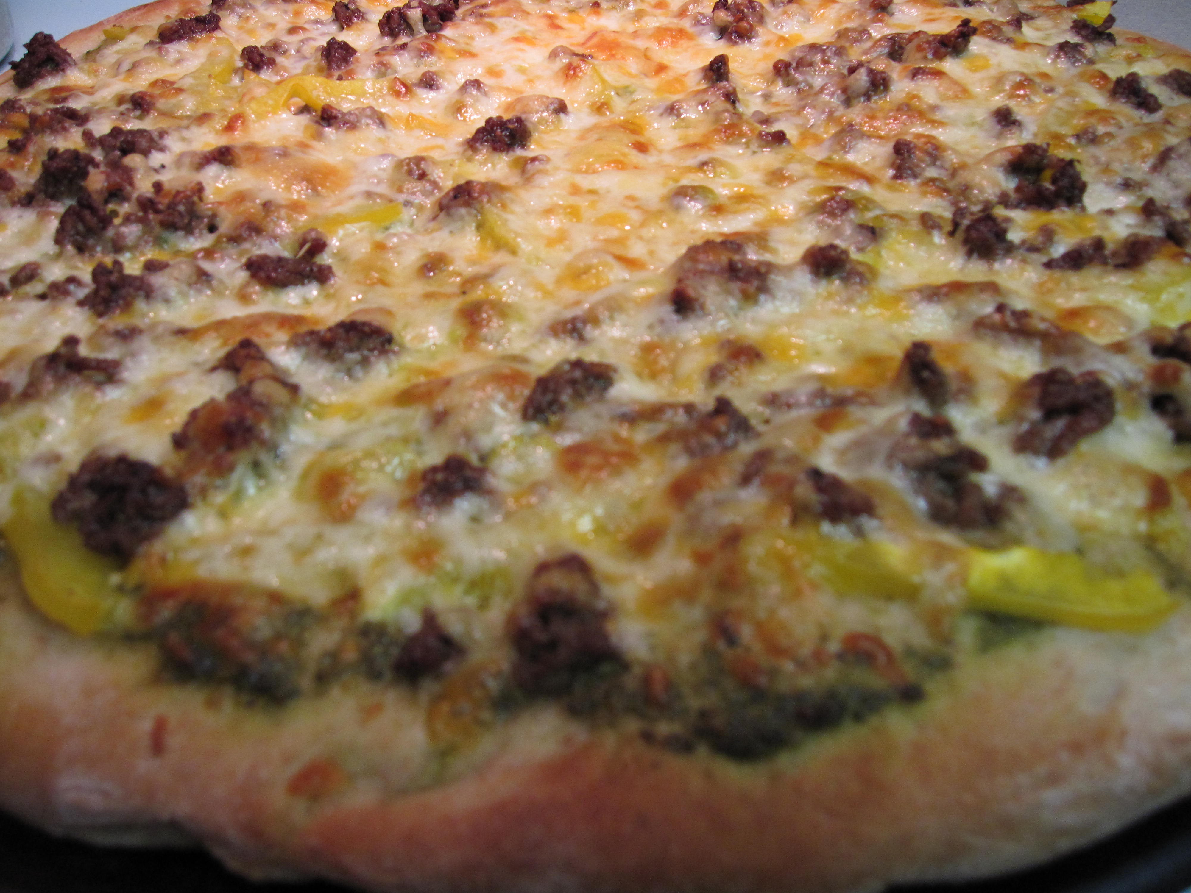 Ground Beef Pizza
 Pesto Ground Beef Pizza